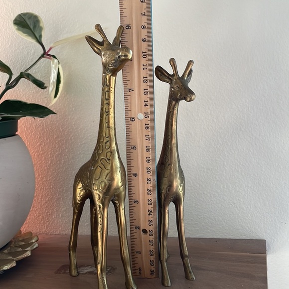 Vintage Solid Brass Giraffes - Picture 10 of 15